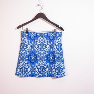 Gretchen Scott Blue White Print Pattern Lightweight Moisture Wicking Mini Skirt